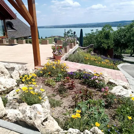 Ferenc Vendeghaz 4* Tihany